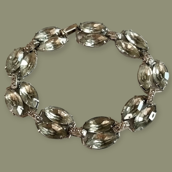 Vintage Mid Century Elegant Smoke Marquis Crystal Silver Tone Bracelet - Picture 2 of 16